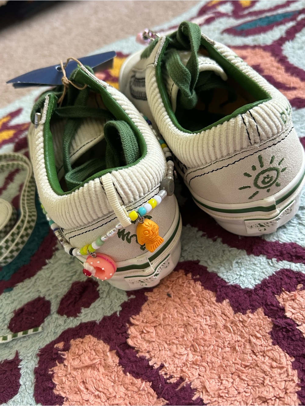 BRAND NEW Vans Women’s lx old skool charms - Picture 2 of 4